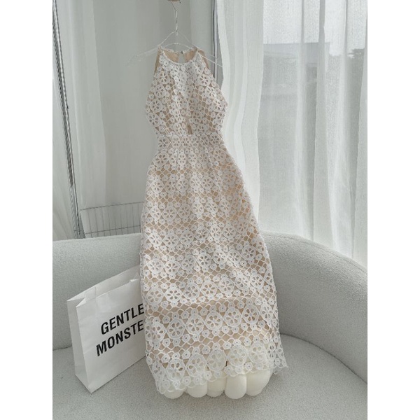 🌴ĐẦM MIDI NUDE REN HOA CỔ YẾM KHOÉT LƯNG🤎🌴