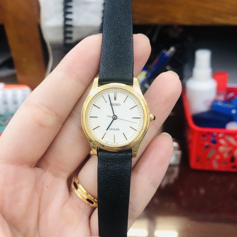 Đồng hồ nữ si nhật hiệu Seiko Exceline, dòng cao xấp của Seiko ( dành cho nữa tay to)