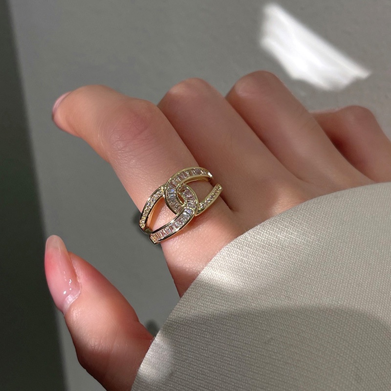 Nhẫn Đan Chéo Sang Trọng Có Thể Điều Chỉnh