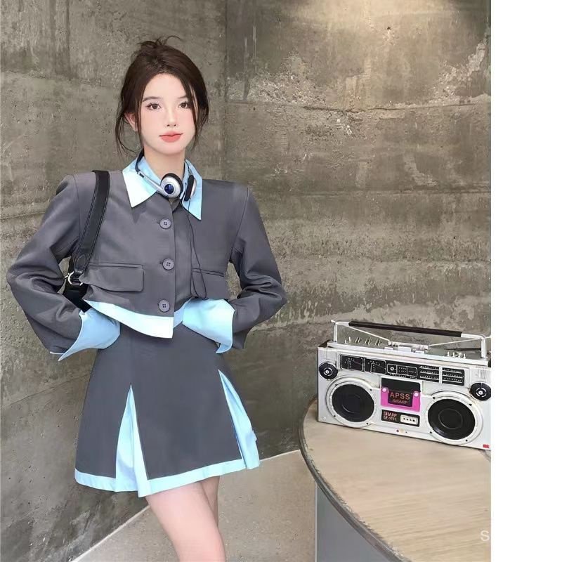Niche Bộ Áo Khoác + Chân Váy Ngắn Phối Màu Tương Phản Phong Cách Pháp Thời Trang Xuân Thu Cao Cấp Cho Nữ