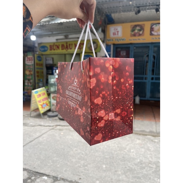 Túi giấy đựng quà 25x16x10