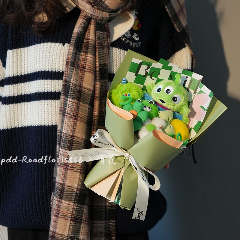 Bó Hoa Búp Bê Ba Mắt Hình Stitch Kuromi Sáng Tạo Làm Quà Tặng Sinh Nhật Cho Bạn Gái / Học Sinh