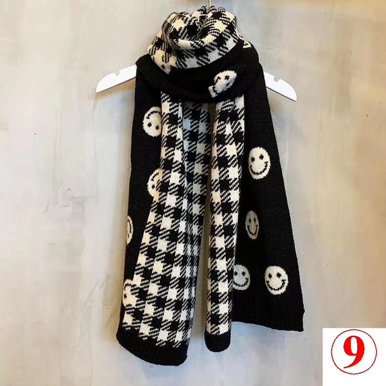 Khăn Choàng Cổ Bằng Len Họa Tiết Mặt Cười Màu Trắng Đen Phong Cách Hàn Quốc Thời Trang Mùa Đông 2022 Dành Cho Nữ