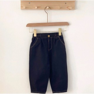 Quần kaki lưng thun có nút cho bé