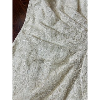 Đầm tiệc ren dài Tahari