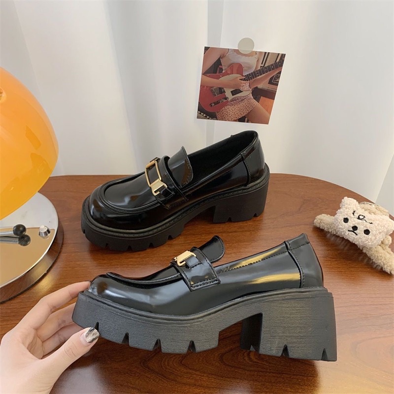 Giày nữ oxford loafer đế cai răng cưa giày khuy ngang