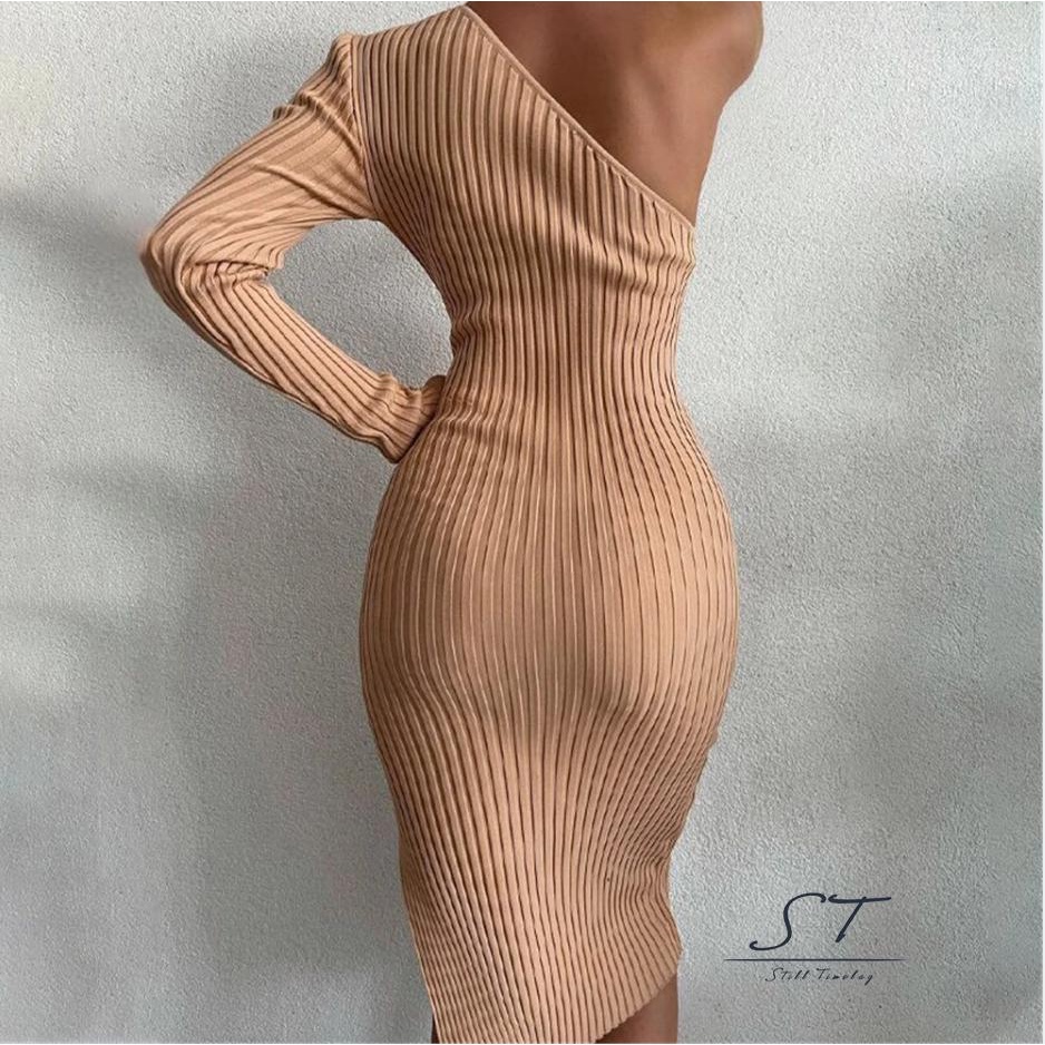 Đầm Dệt Kim Dài Tay Một Mảnh Màu Trơn Xẻ Tà Cho Nữ CY03