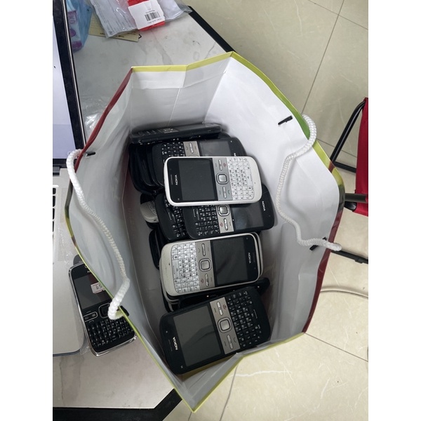 Điện thoại Nokia e5 e5-00 zin nguyên bản. Vỏ zin 100% | Bảo hành 12 tháng