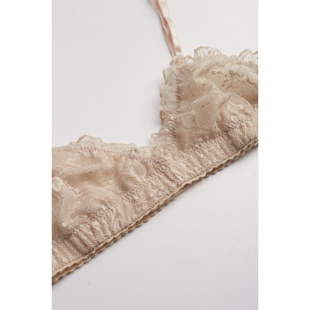 Áo lót Charmi nude bèo kèm đệm mỏng Lace.thelabel | BigBuy360 - bigbuy360.vn