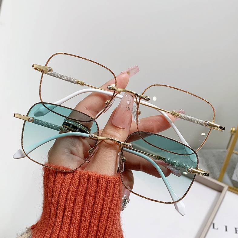 Kính Mát Gọng Kim Loại Thời Trang Cho Nam / Nữ