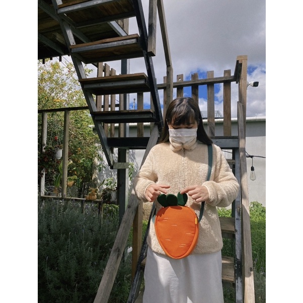 MURO TÚI CÀ RỐT DÂY ĐEO CHÉO