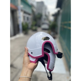 nón kết nữ vespa có lổ để tóc