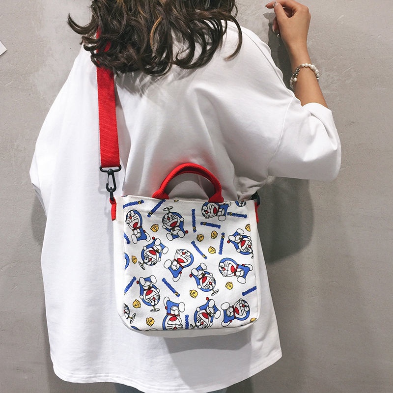 Túi Đeo Chéo Vải Canvas In Hình Doraemon Dễ Thương Thời Trang 2023 Cho Mẹ Và Bé