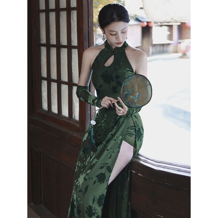 Sườn Xám Cách Tân Dáng Ôm Màu Xanh Lá Phong Cách Trung Hoa Retro Cao Cấp Kèm Đệm Ngực