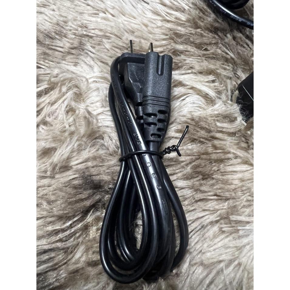 Sạc 7S 29.4V - 5A pin Li-ion , có quạt tản nhiệt và đèn báo đầy pin. BN.