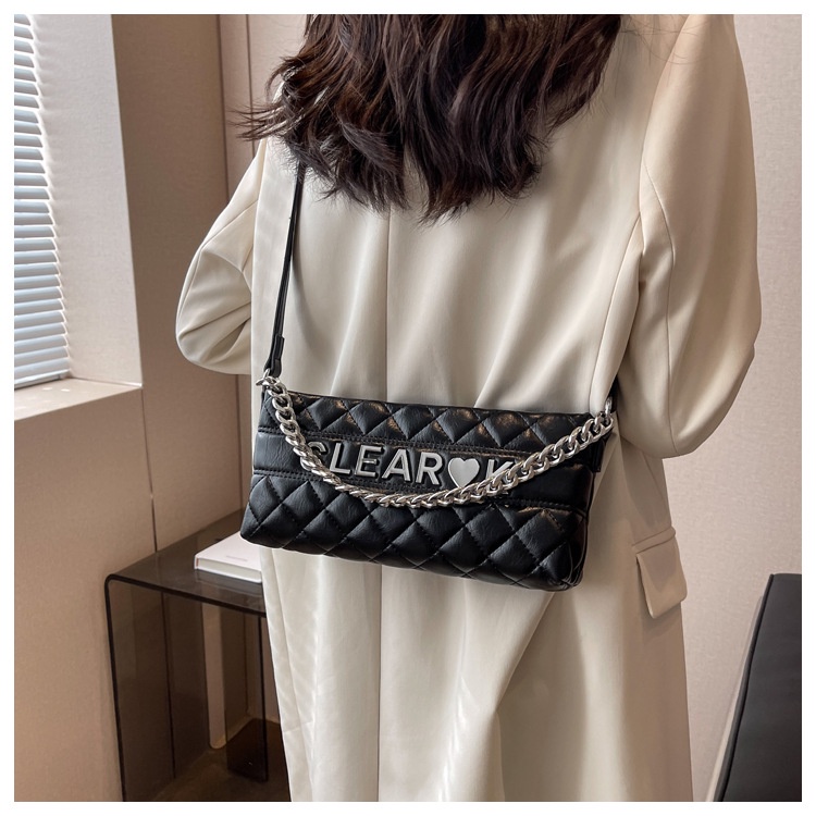 Túi Đeo Chéo Thêu Họa Tiết Đường Kẻ Đính Đá Mẫu Mới 2023 Thời Trang Cho Nữ