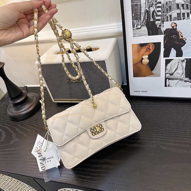 Túi đeo chéo nữ trần trám dây xích Hana Kimi