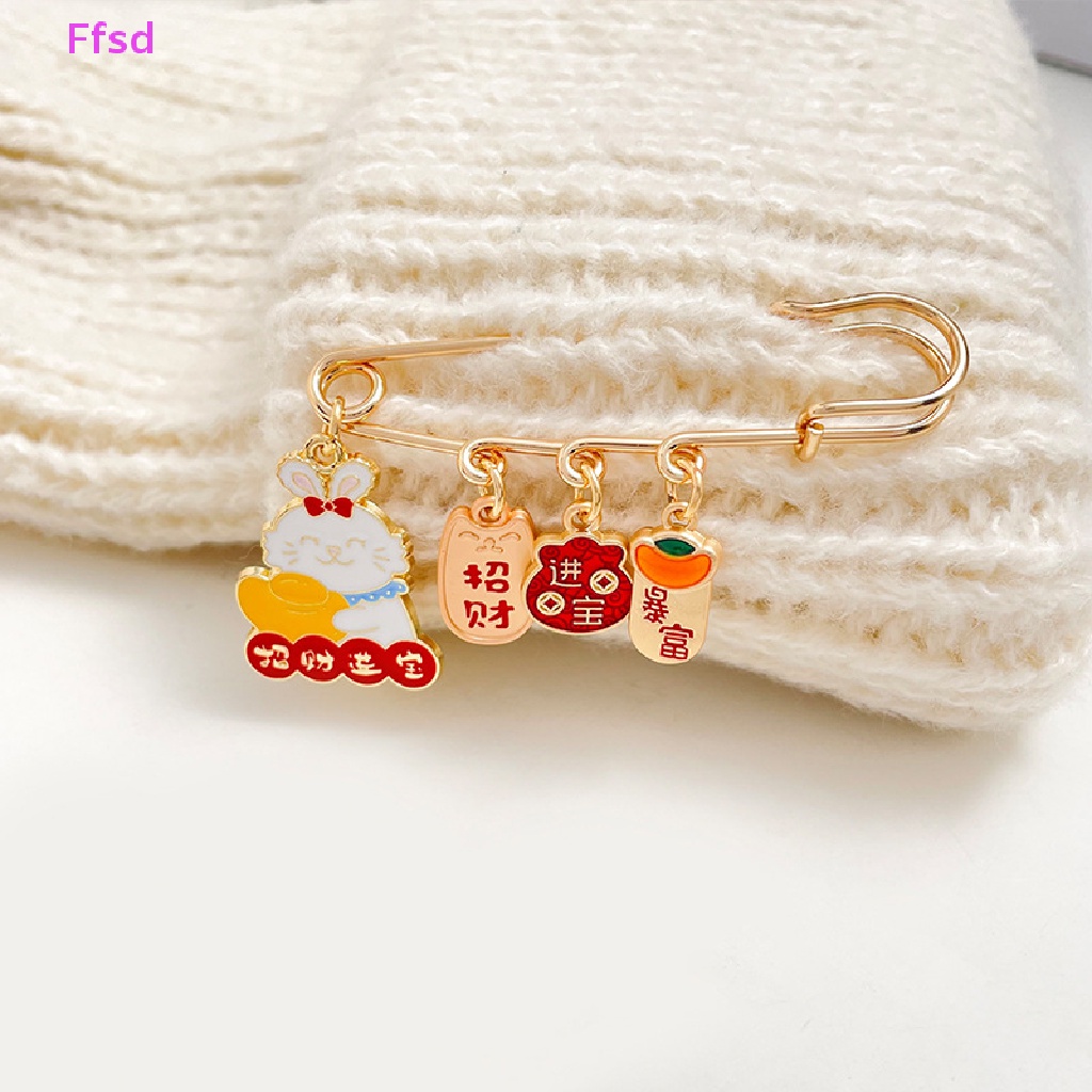 {Ffsd} Ghim Cài Túi Xách Hình Thỏ May Mắn Hoạt Hình Dễ Thương An Toàn Làm Quà Tặng Trang Sức Cho Bé / Phụ Nữ / Bé