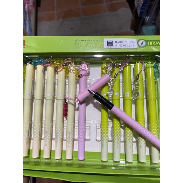 Bút máy nét hoa hồng hà 2273