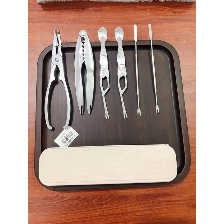 Set bộ dụng cụ ăn hải sản Innox cao cấp cực kỳ tiện dụng