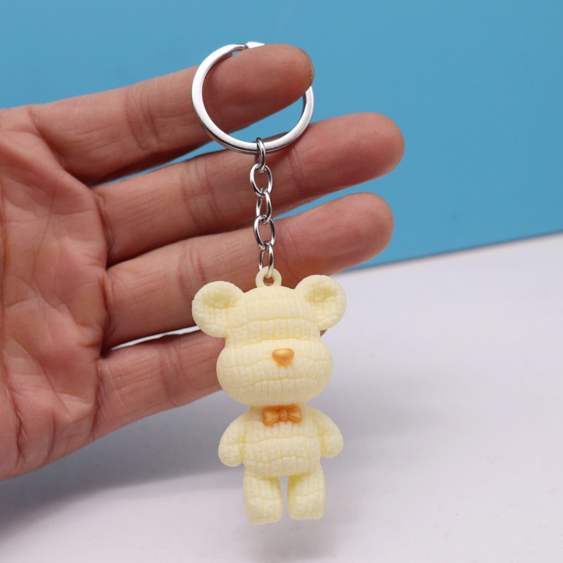 Móc Chìa Khóa Bằng Nhựa PVC Hình Gấu Dễ Thương Mẫu 2023