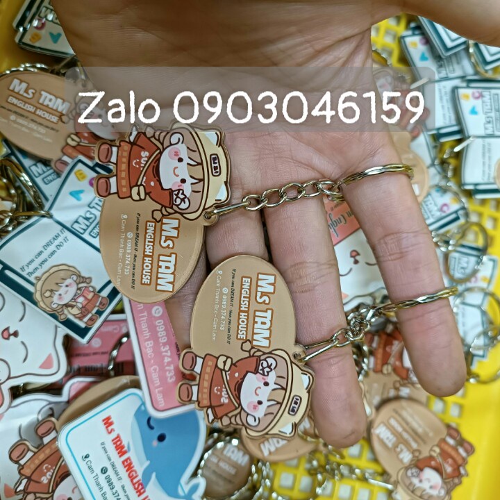 Móc khóa mica in theo yêu cầu