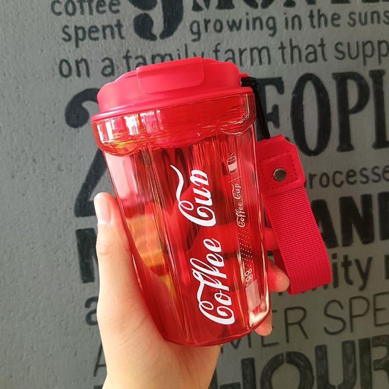 Bình Nước COFFE CUP NHỰA Trong Kiểu Cocacola
