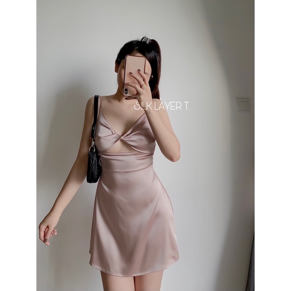 ĐẦM LỤA HAI DÂY XOẮN NGỰC DÁNG NGẮN by SILK LAYER T.