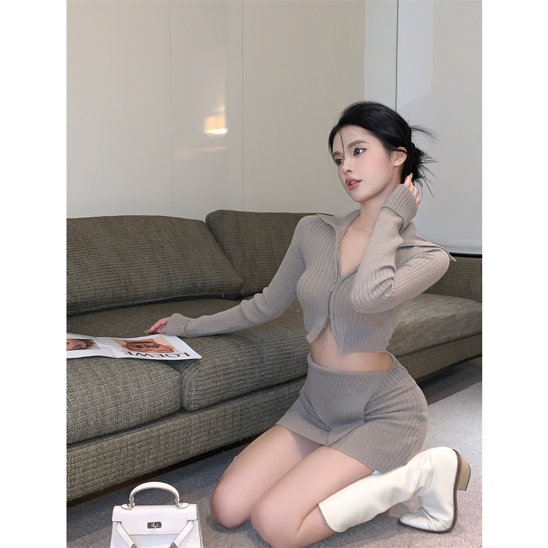 Bộ Áo Dệt Kim Mỏng / Chân Váy Ngắn mini Thiết Kế Thời Trang Hàn Quốc Cho Nữ