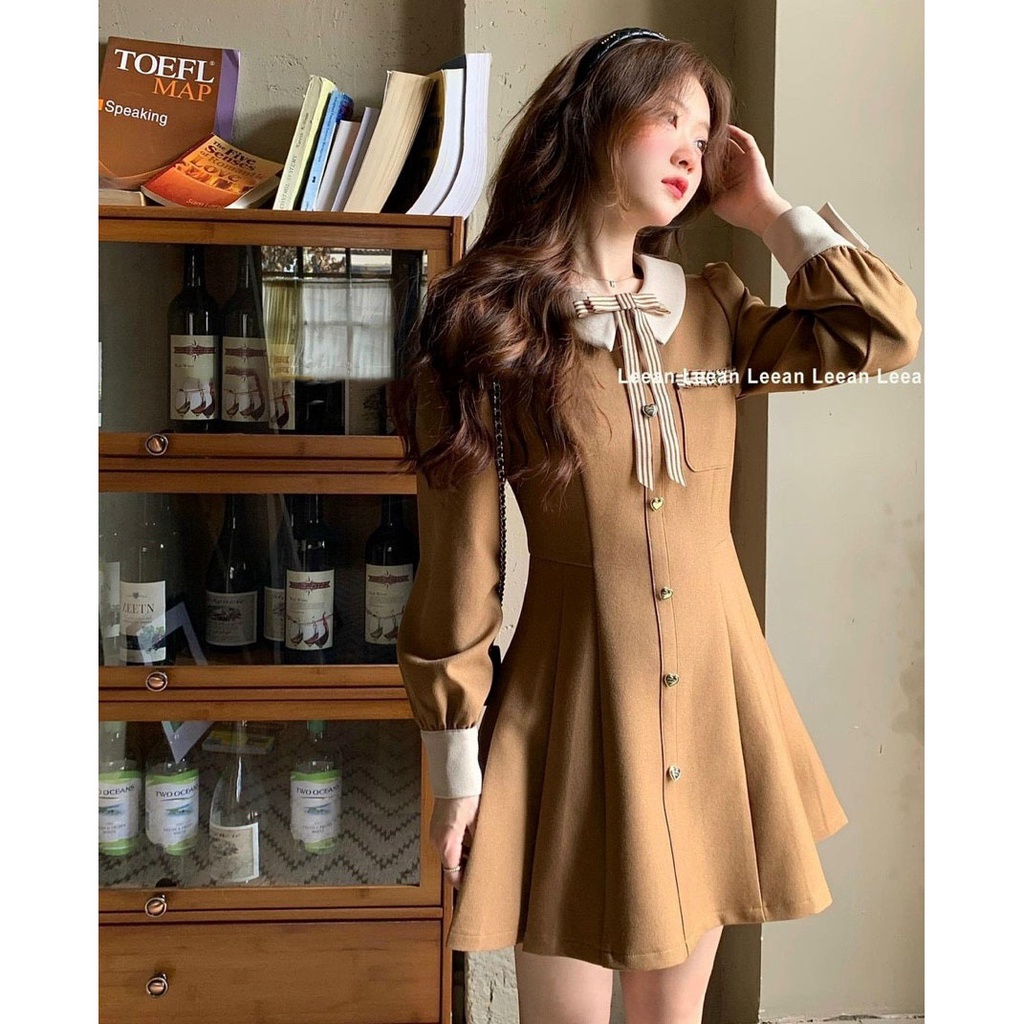 [Đầm Hot] Đầm Tiểu Thư Đính Nút Phối Nơ Cổ Xếp Ly 2 Bên Eo Thời Trang Nữ Sam Closet Free Size 40-55kg