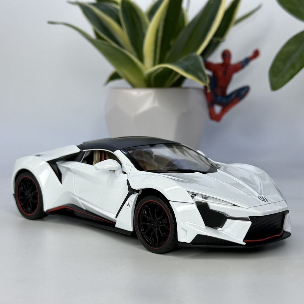 Mô hình siêu xe Wmotors Fenyr SuperSport tỷ lệ 1:24 bằng kim loại cực ngầu