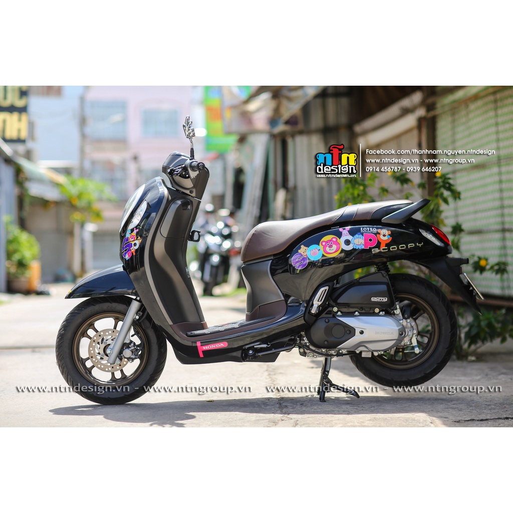 Tem Scoopy mẫu Lotso