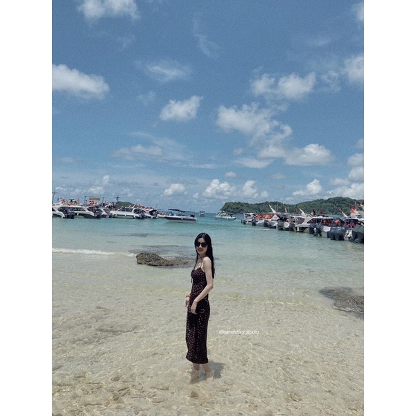 Đầm Maxi Hai Dây Hoa Nhí Màu Đen TQXK