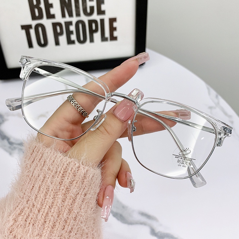 Mắt Kính Chống Bức Xạ Cho Cả Nam Và Nữ