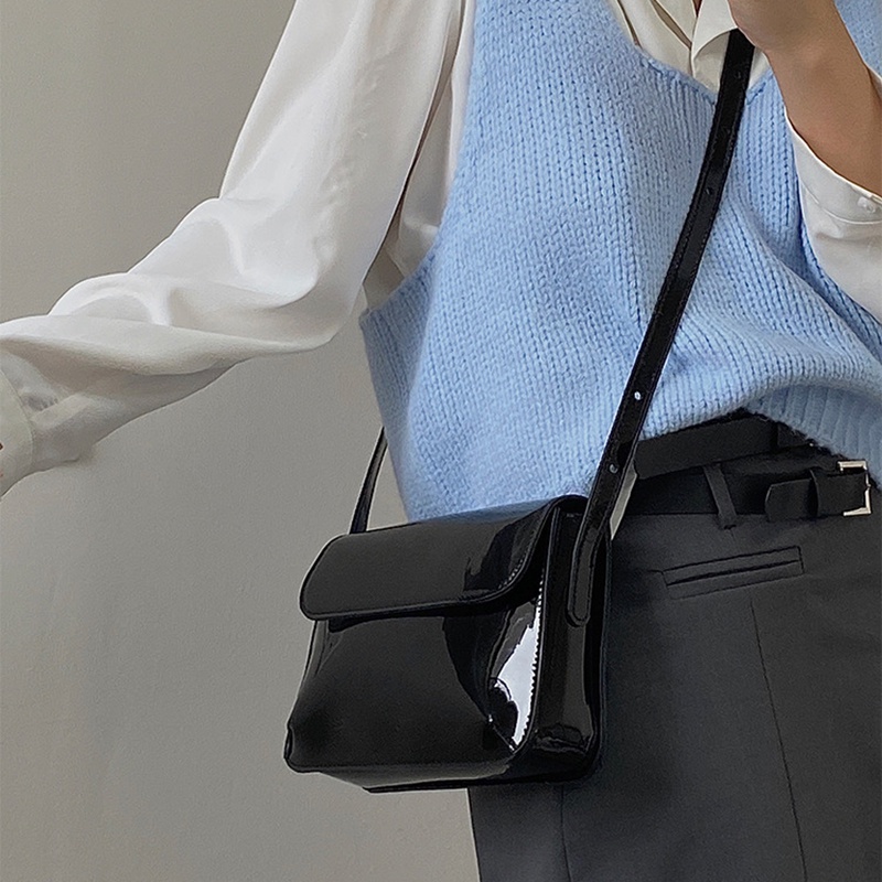 Túi Đeo Vai Hình Vuông Cỡ Nhỏ Bằng Da Bóng Màu Đỏ Phong Cách Cổ Điển Thời Trang Cho Nữ