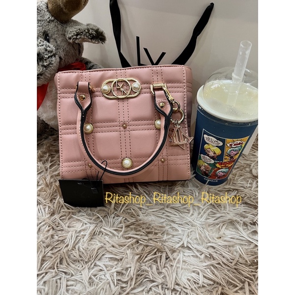 Túi Lyn hình + video shop tự chụp