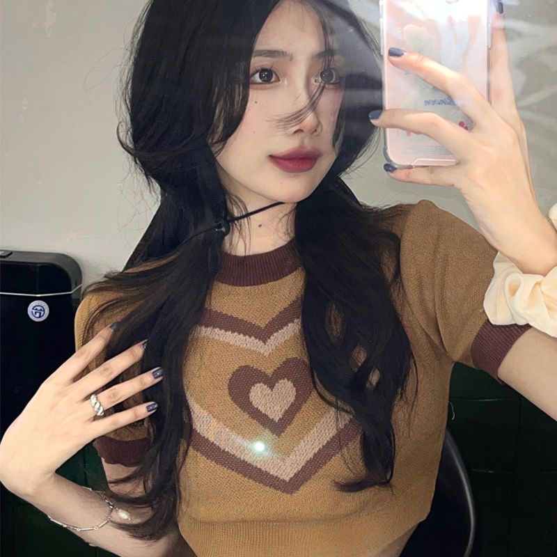 ÁO CROPTOP LEN TĂM HOẠ TIẾT TRÁI TIM màu hồng dễ thương trẻ trung thiết kế đơn giản