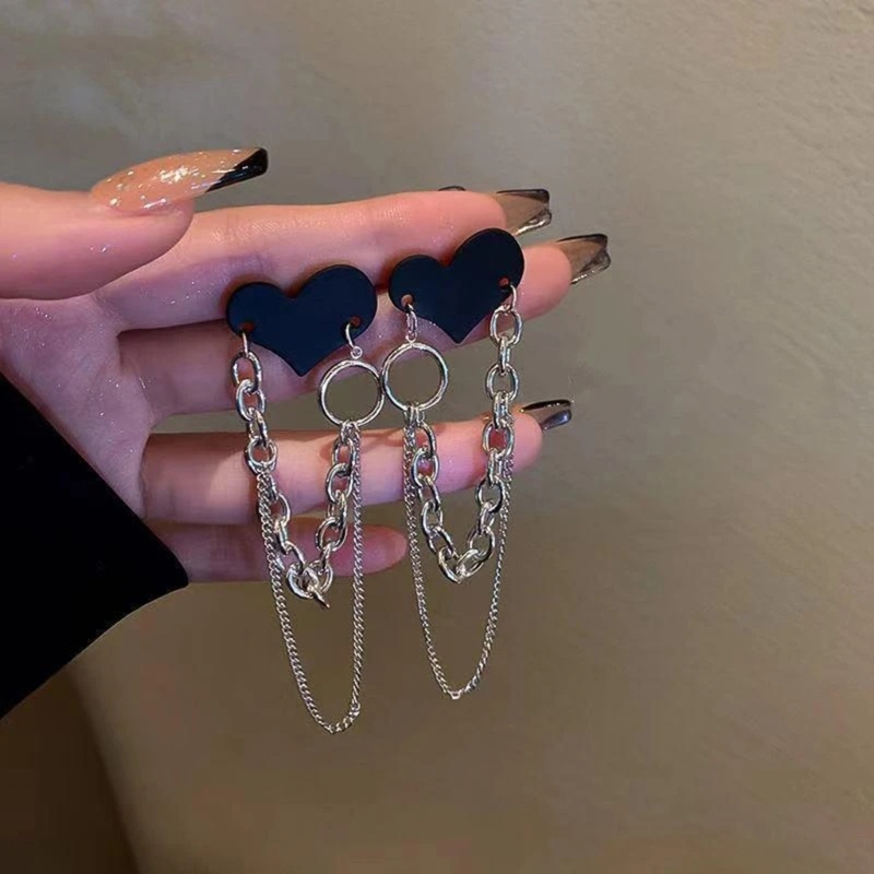 Bông Tai Dáng Dài Mặt Hình Trái Tim Phong Cách Punk Thời Trang