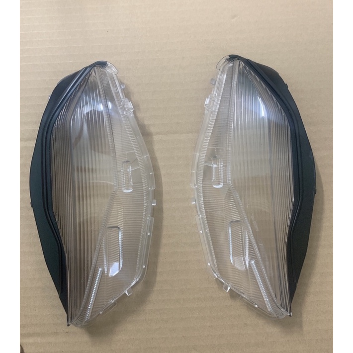 Kính si nhan sh 2020-2023 . Hàng zin chuẩn hãng honda , trái + phải hướng người cầm lái
