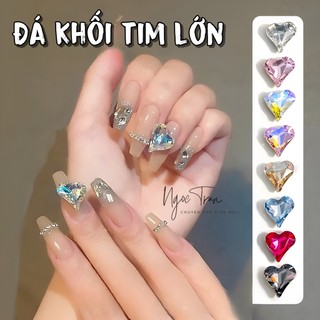 Đá Khối Hình Tim Size Lớn Đính Móng