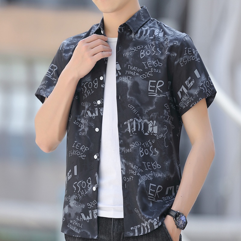 Áo Sơ Mi Nam Ngắn Tay Dáng Ôm Màu Đen / Xám In Chữ Phong Cách Hàn Quốc