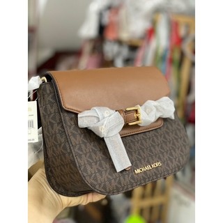 Túi micheal kors auth sale (2 màu : nâu, trắng)