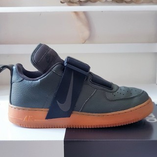Giày -Nike- Air Force 1 Utility Sequoia, size 41, real 2hand