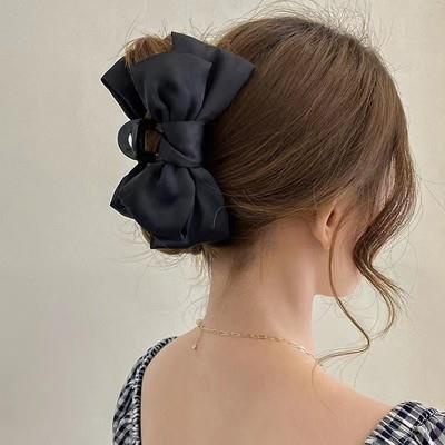 Kẹp Tóc Hình Cá Mập Đính Nơ Hồng Phong Cách Forty Styles 2023 CupidStore