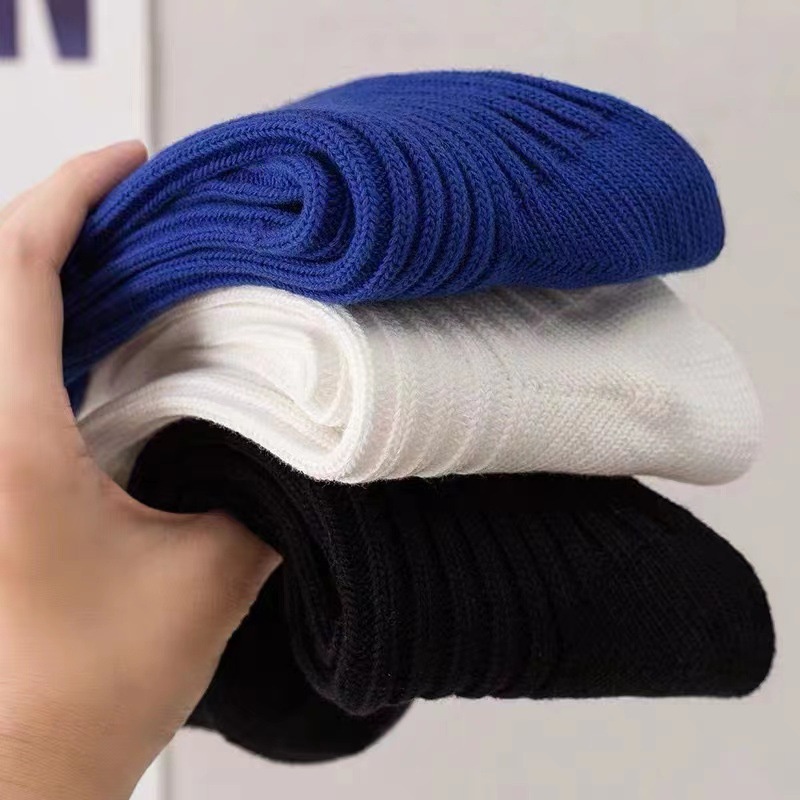 1 Đôi Tất Cotton Mềm Thấm Hút Mồ Hôi Thoáng Khí Thêu Hình Núi Tuyết Dành Cho Nam Nữ