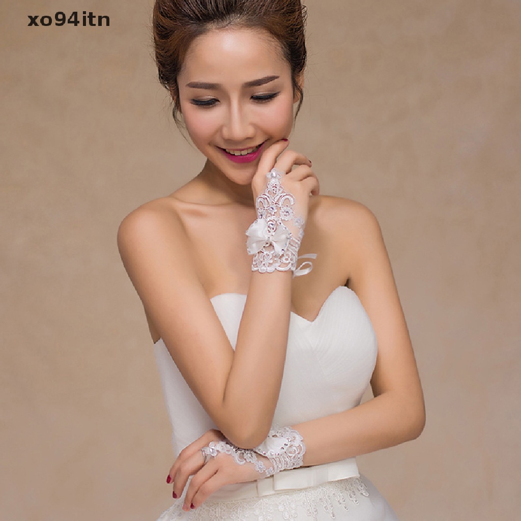 Găng Tay Ren Ngắn Hở Ngón Đính Đá Cho Cô Dâu