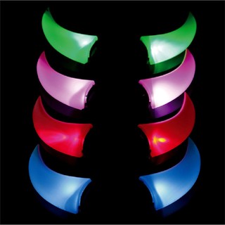Sừng quỷ độc đáo với đèn LED phát sáng