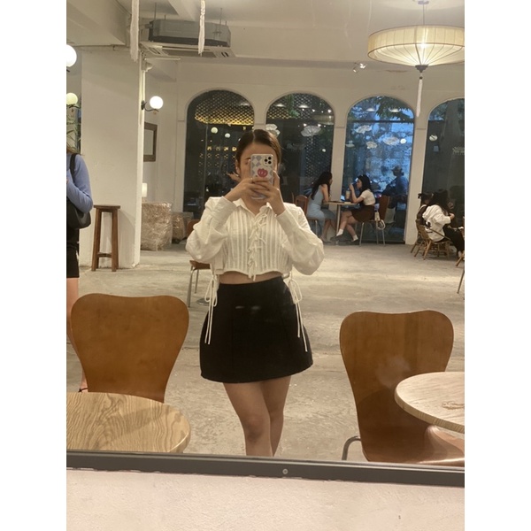 Áo sơ mi croptop ONON