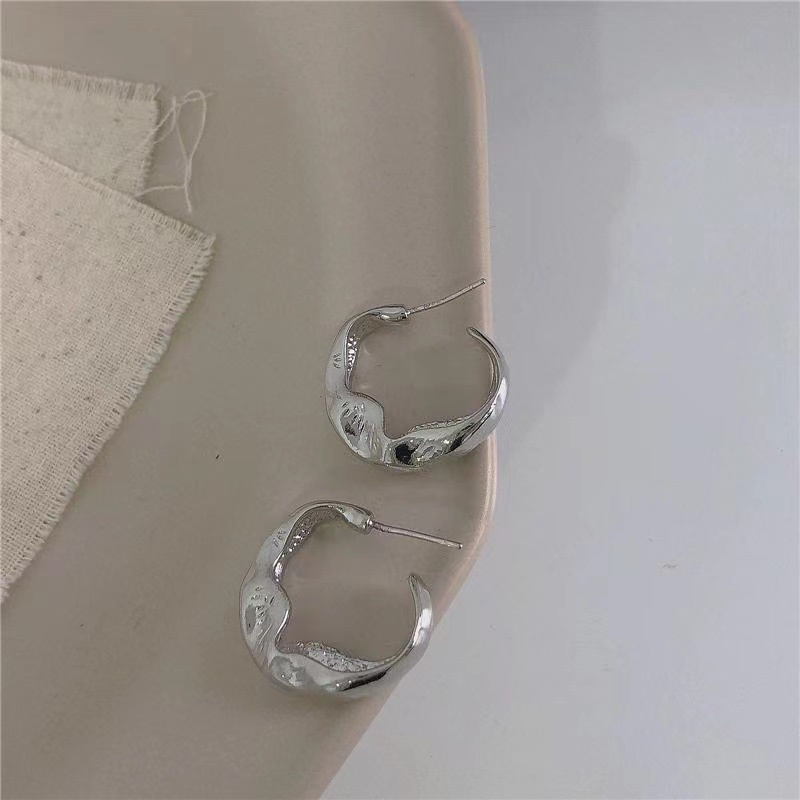 Bông Tai Kim Loại Hình Chữ C Thời Trang Hàn Quốc Dành Cho Nữ