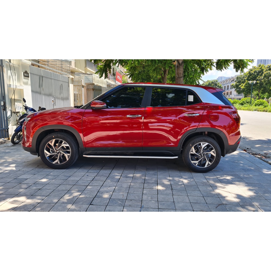 Bậc lên xuống Hyundai Creta 2022